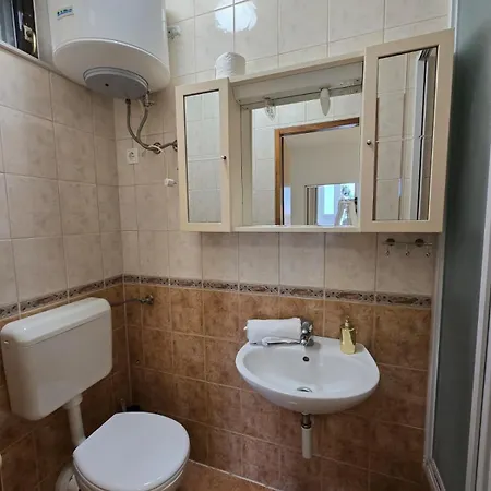 Ella Апартаменты Банёл